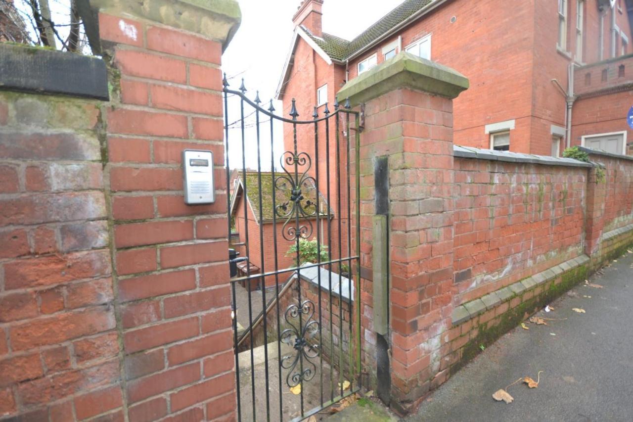 Historic House In The Park, Private Courtyard Near The Castle Apartment Nottingham Exterior photo